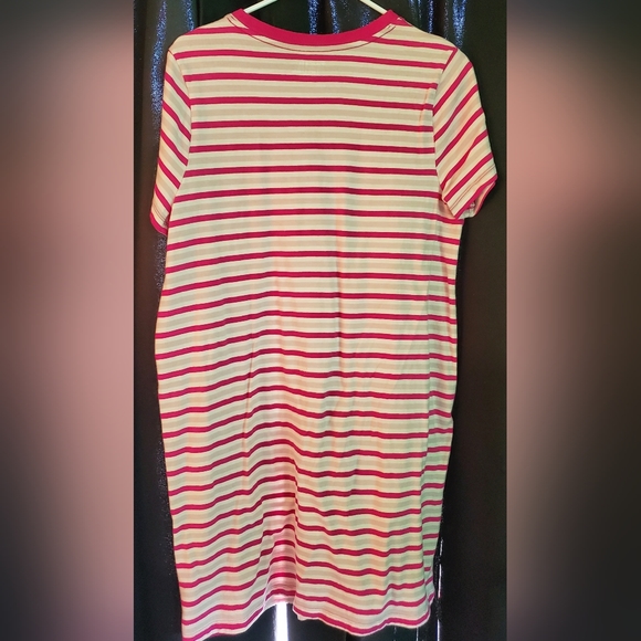 Women's Time & Tru tshirt dress with pocket - Picture 4 of 4